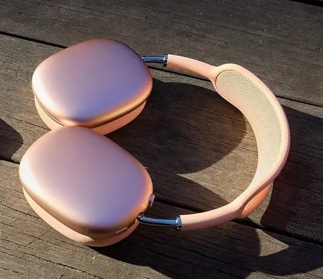 JBL Tour One M3 vs Apple AirPods Max 2: битва флагманов